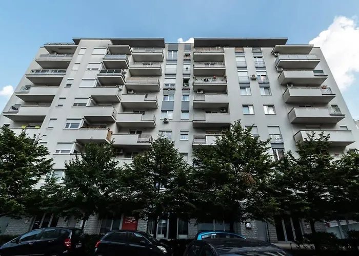 Pleasant & Comfy Apartment In Super Location